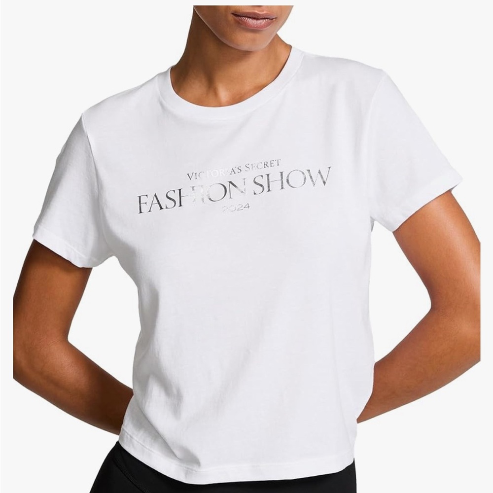 Victoria's Secret White Graphic Crop T-Shirt